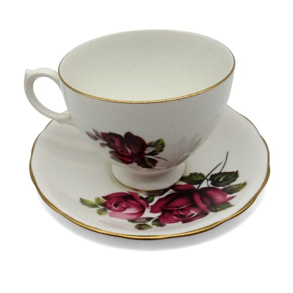 QUEEN ANNE Rose Pattern Tea Cup And Saucer Gold Trim England Vintage - Picture 3 of 10